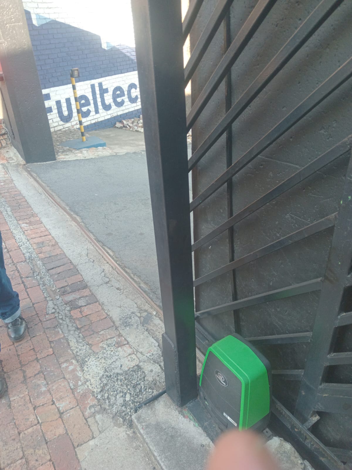 Gate repair - Radio Rd , Ablerton