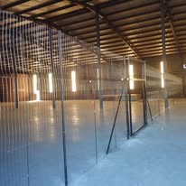 Inside cages and lights - elrode